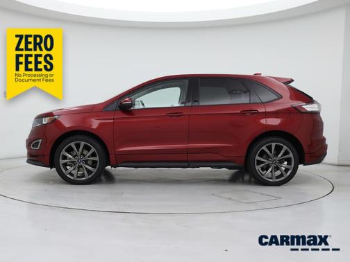 Red 2018 Ford Edge Sport