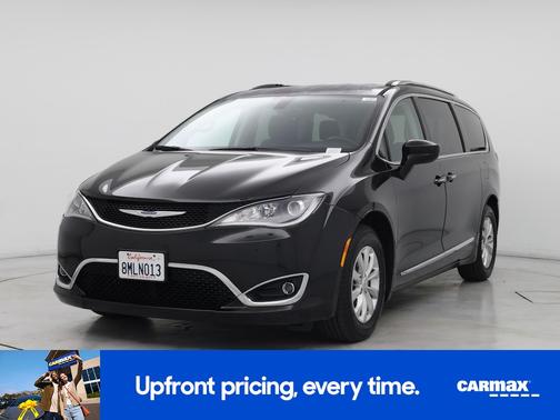 2019 Chrysler Pacifica L