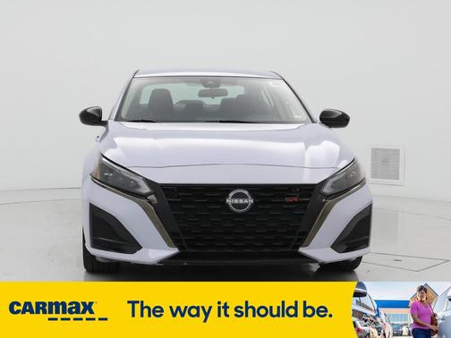 2023 Nissan Altima SR