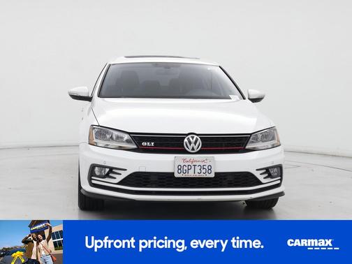 White 2018 Volkswagen Jetta GLI