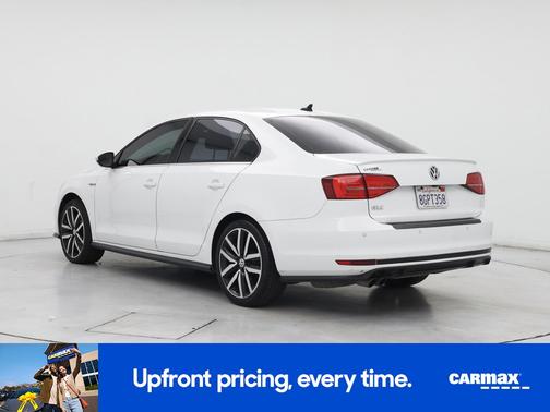 White 2018 Volkswagen Jetta GLI