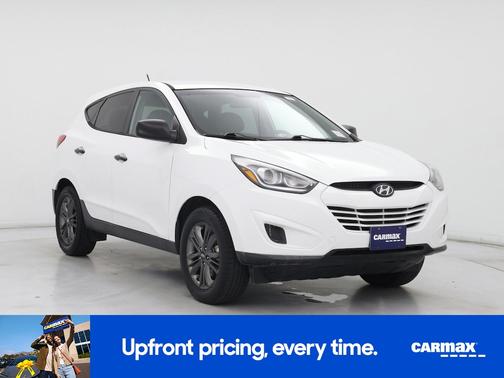 White 2015 Hyundai TUCSON GLS