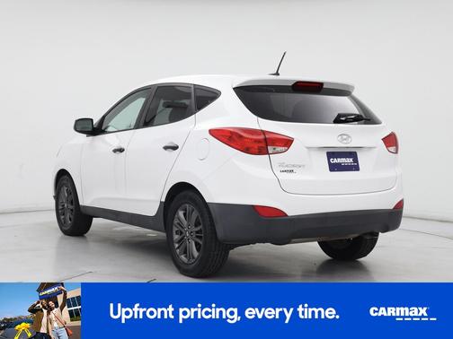 White 2015 Hyundai TUCSON GLS