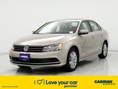 Photo 4 of 26 of 2015 Volkswagen Jetta 1.8T SE