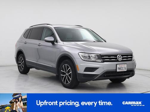 Silver 2021 Volkswagen Tiguan SE