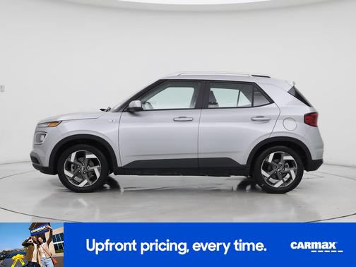 2022 Hyundai VENUE SEL