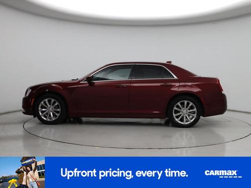 2019 Chrysler 300 Touring