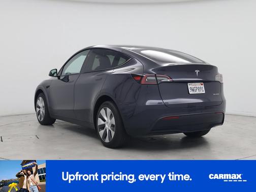 Black 2024 Tesla Model Y Long Range