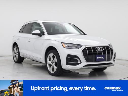 White 2021 Audi Q5 Premium Plus