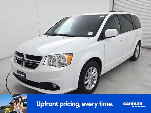 White 2020 Dodge Grand Caravan SXT