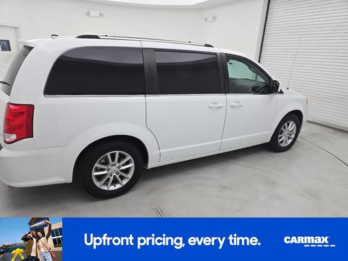 White 2020 Dodge Grand Caravan SXT