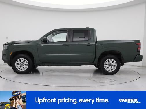 Green 2022 Nissan Frontier SV