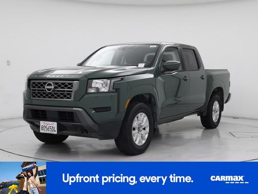 Green 2022 Nissan Frontier SV