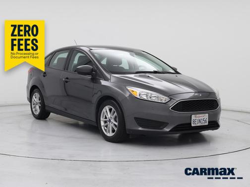 Gray 2018 Ford Focus SE