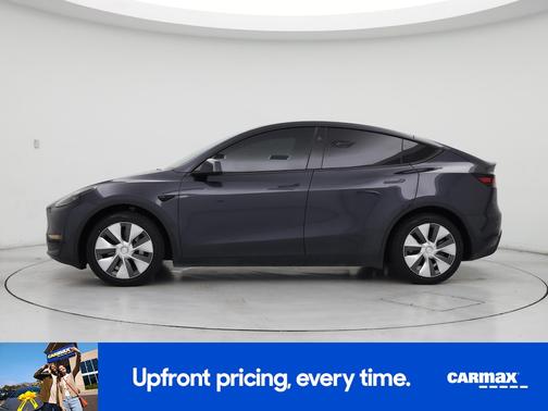 Gray 2024 Tesla Model Y Long Range