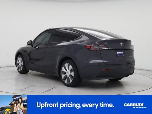 Gray 2024 Tesla Model Y Long Range