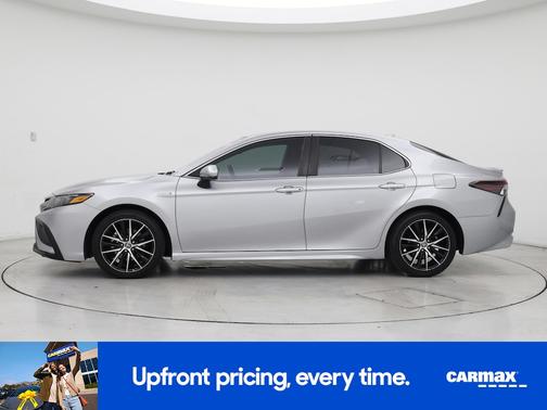 2021 Toyota Camry Hybrid SE