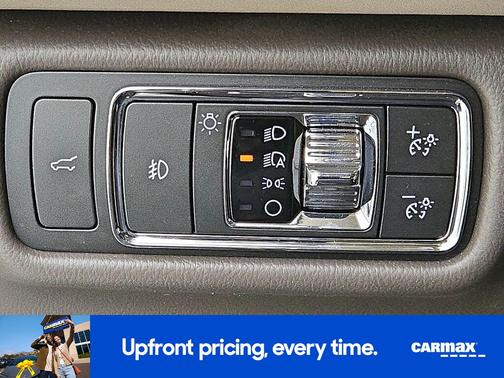 White 2023 Lincoln Aviator Reserve