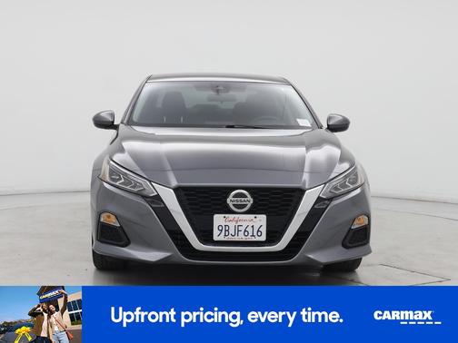 2022 Nissan Altima SV