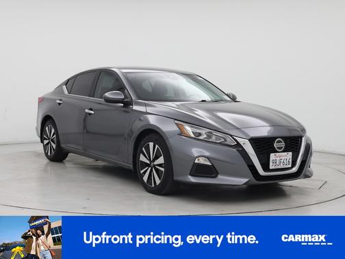 2022 Nissan Altima SV