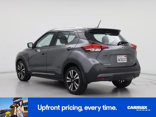 2020 Nissan Kicks SR