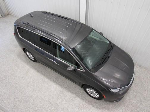 2020 Chrysler Voyager LXI