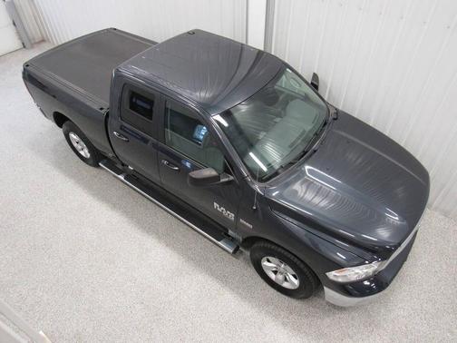 Maximum Steel Metallic Clear Coat 2019 RAM 1500 SLT