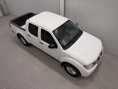 Glacier White 2019 Nissan Frontier SV