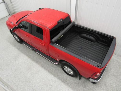 2022 RAM 2500 Big Horn Crew Cab 4x4 6'4' Box