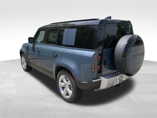 2025 Land Rover Defender P300