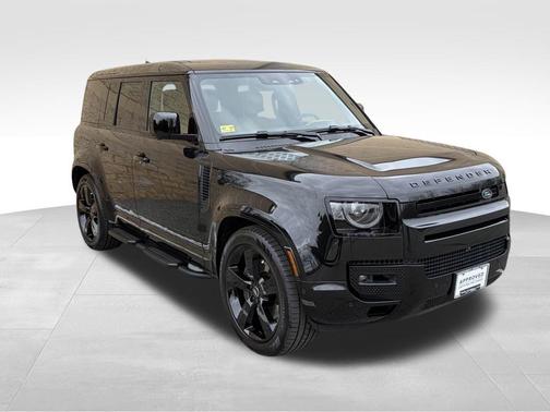 2025 Land Rover Defender P500 X-Dynamic SE
