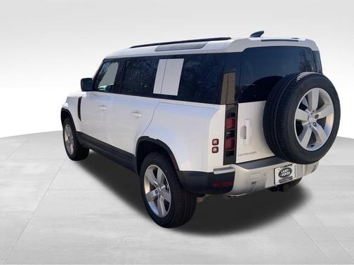 2025 Land Rover Defender P300