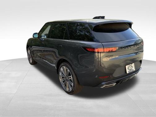 2025 Land Rover Range Rover Sport P360 SE