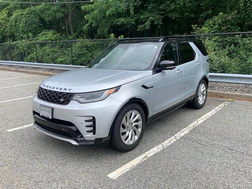 2023 Land Rover Discovery P360 S R-Dynamic