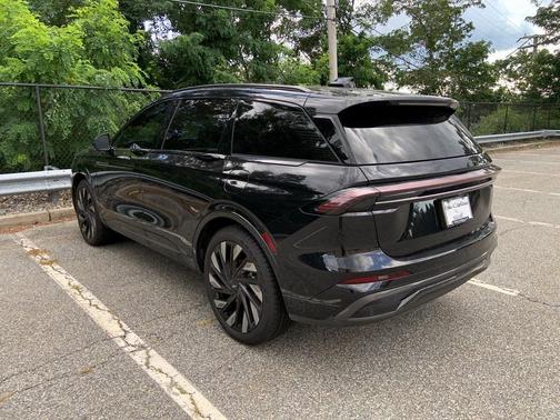 2024 Lincoln Nautilus Reserve