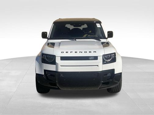2026 Land Rover Defender 