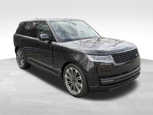 2026 Land Rover Range Rover SE
