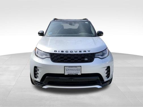 2024 Land Rover Discovery P300 Dynamic SE