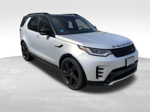 2024 Land Rover Discovery P300 Dynamic SE