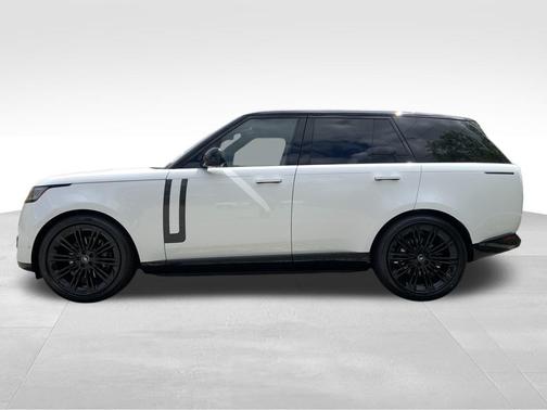 2025 Land Rover Range Rover P400 SE