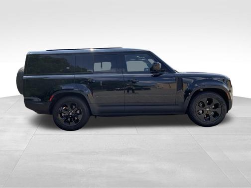 2024 Land Rover Defender 130 S
