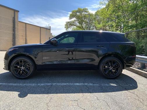 2026 Land Rover Range Rover Velar P250 Dynamic SE