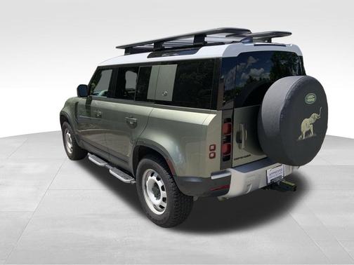 2023 Land Rover Defender 110 S