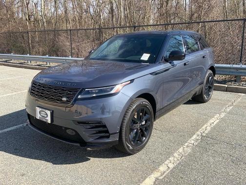 2026 Land Rover Range Rover Velar Dynamic SE