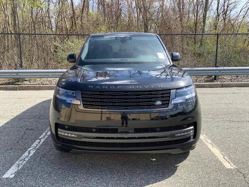 2025 Land Rover Range Rover P400 SE 7 Seat