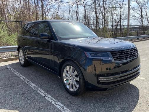 2025 Land Rover Range Rover P400 SE 7 Seat