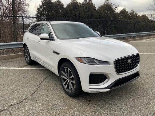 2024 Jaguar F-PACE P250 R-Dynamic S