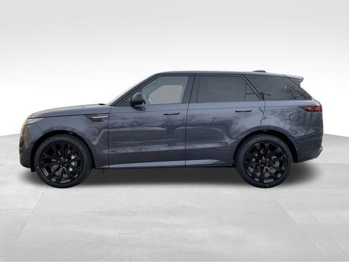 2026 Land Rover Range Rover Sport SE