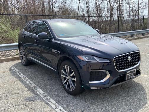 2024 Jaguar F-PACE P250 R-Dynamic S