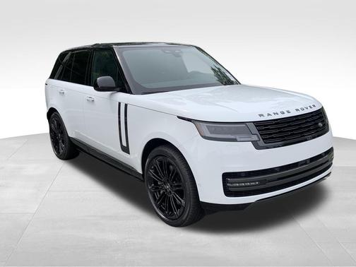 2025 Land Rover Range Rover P530 SE
